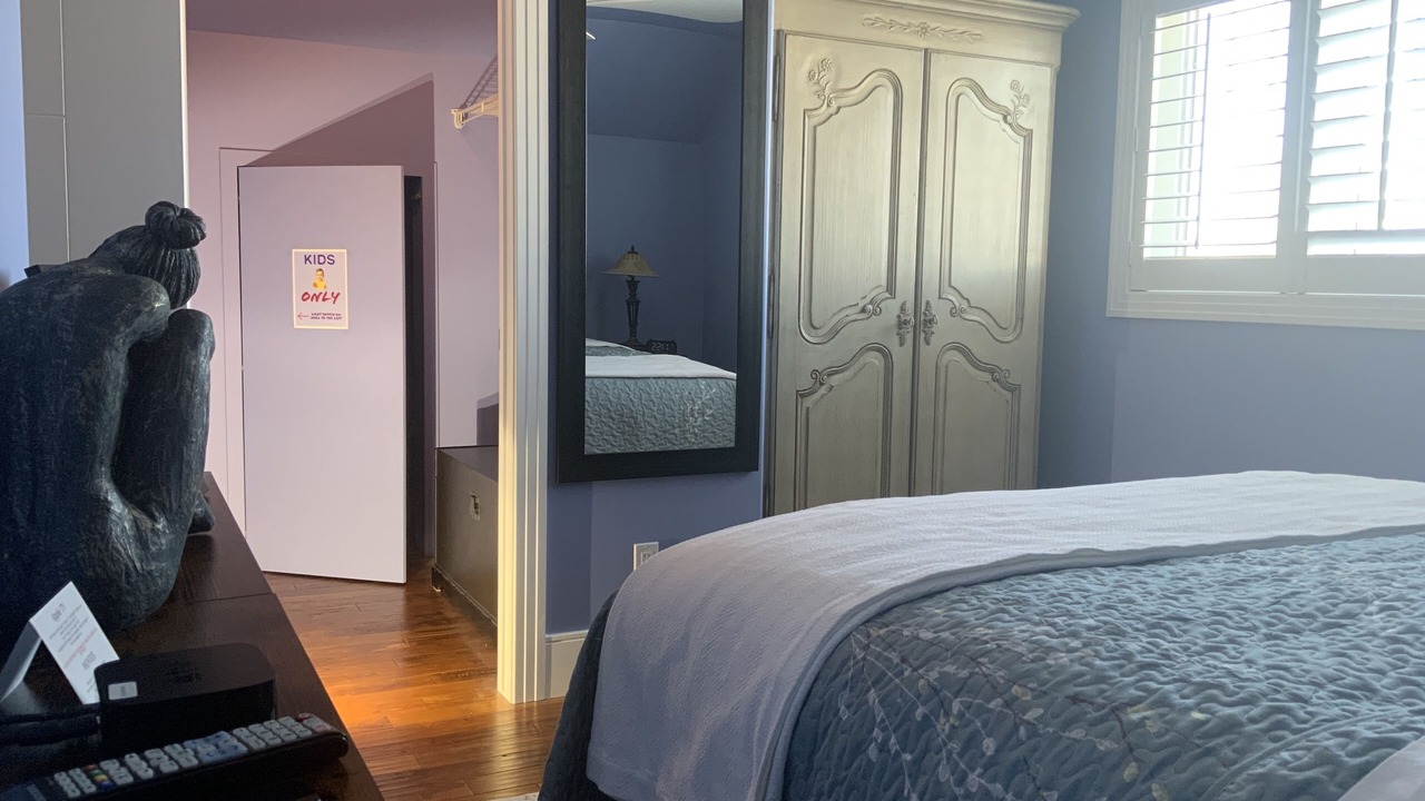 Photo of Bedroom in Sylvan Lake