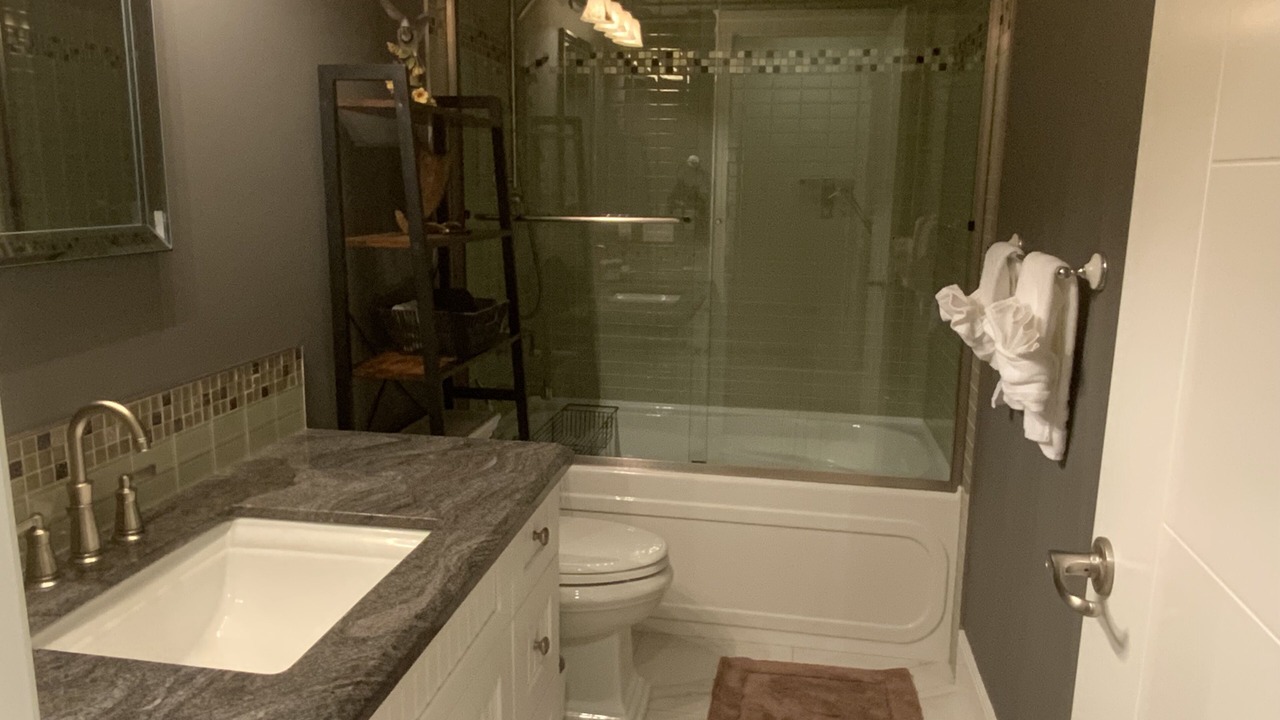 Photo of Bathroom in Sylvan Lake