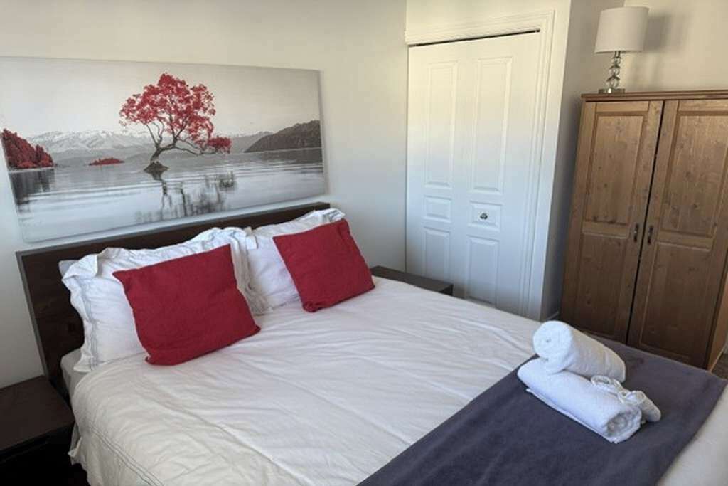 Photo of Bedroom in Saint-Sauveur