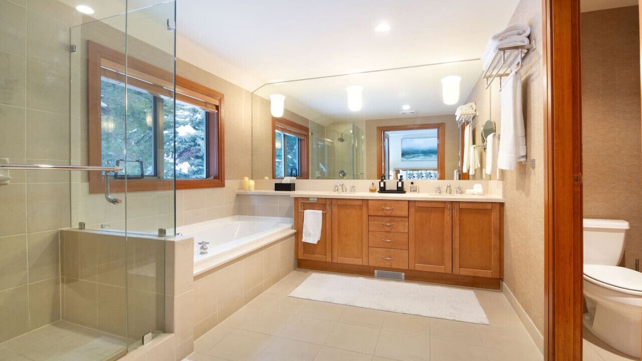Photo of Bathroom in Village North