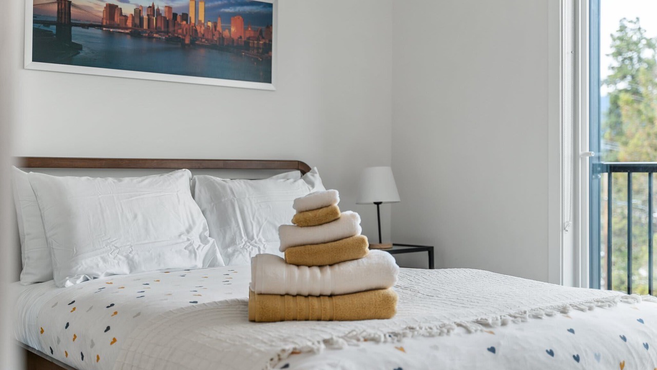 Photo of Bedroom in South Pandosy