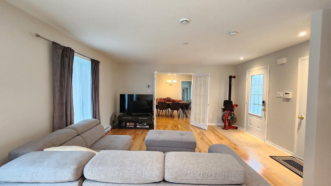Photo of Livingroom in Sutton