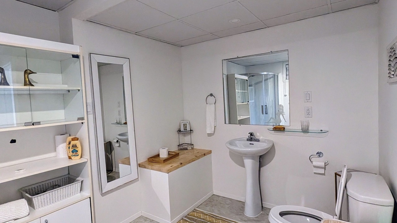 Photo of Bathroom in Saint-Ludger-de-Milot