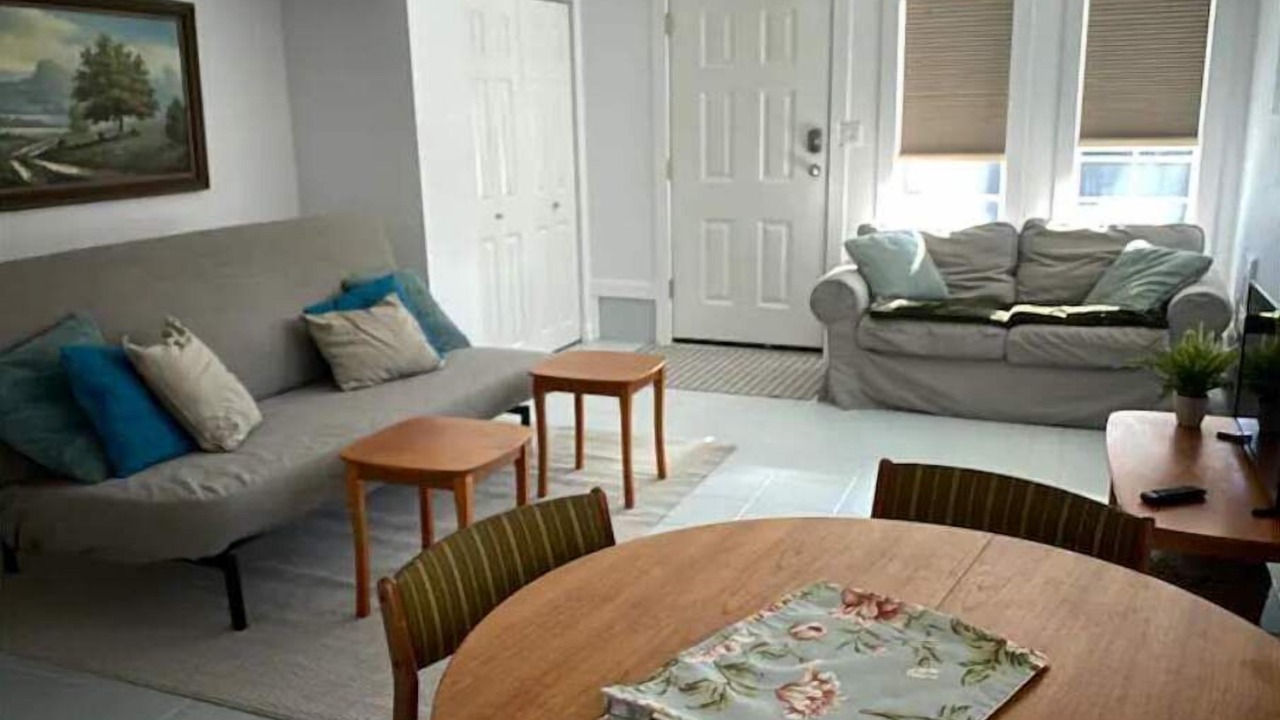 Photo of Livingroom in Campbell River