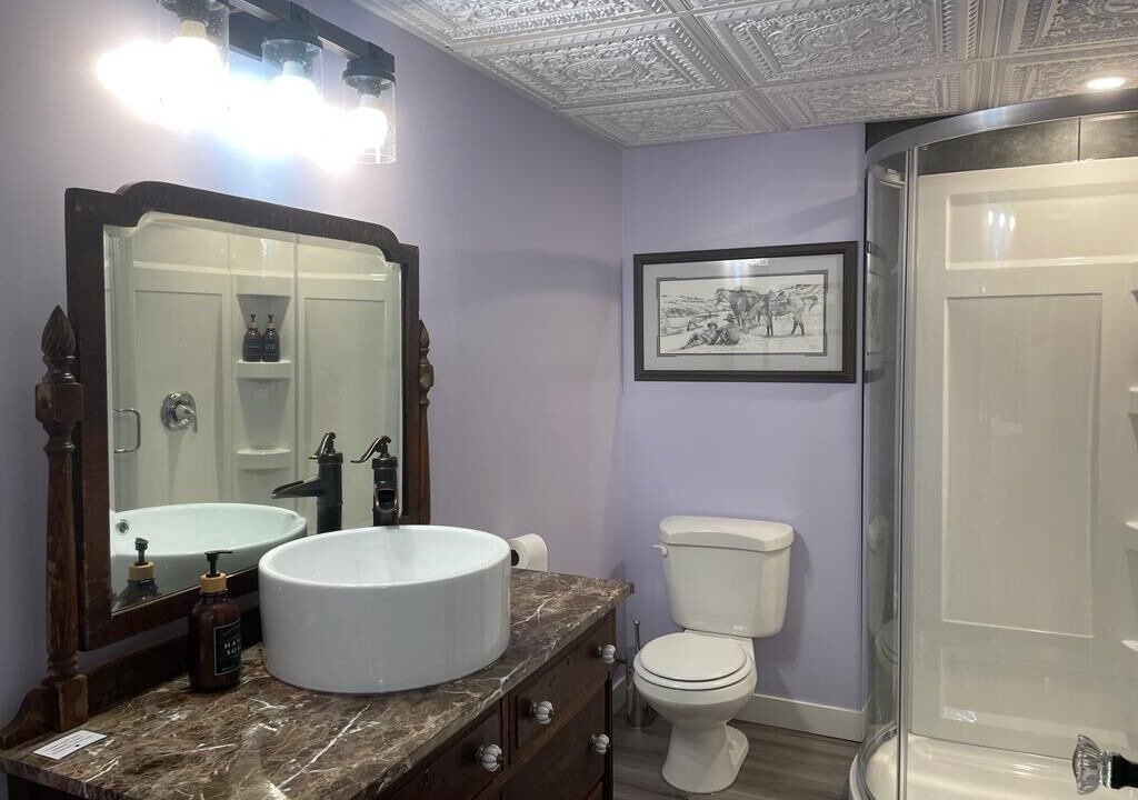 Photo of Bathroom in Leduc
