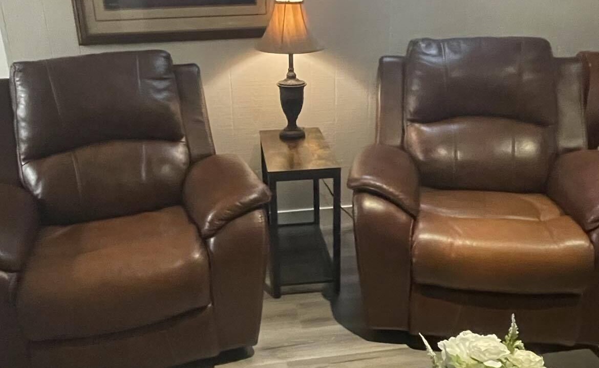 Photo of Livingroom in Leduc