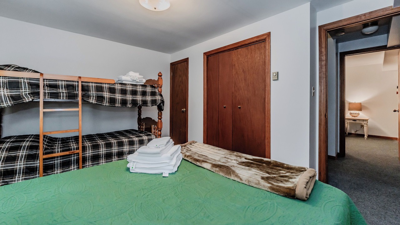 Photo of Bedroom in Wiarton