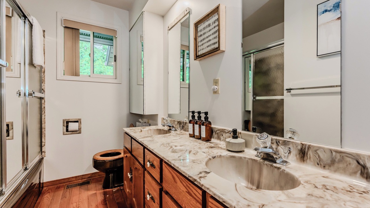 Photo of Bathroom in Wiarton