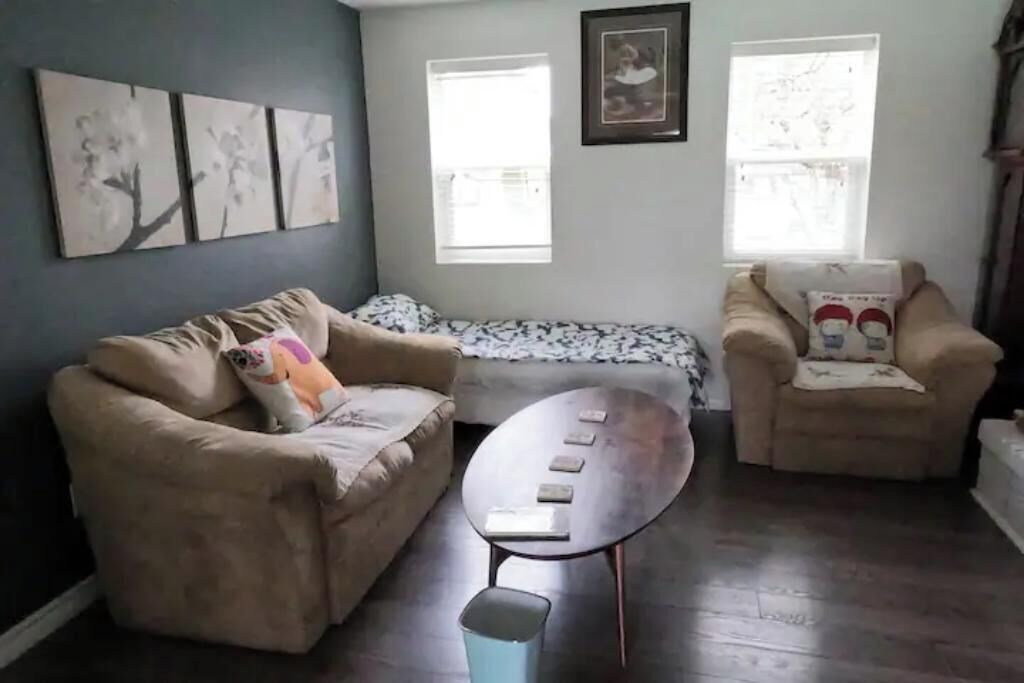 Photo of Livingroom in Ladner