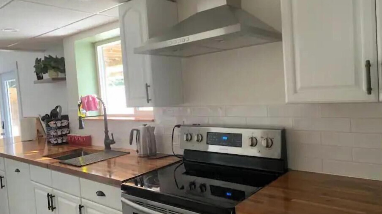 Photo of Kitchen in Ladner