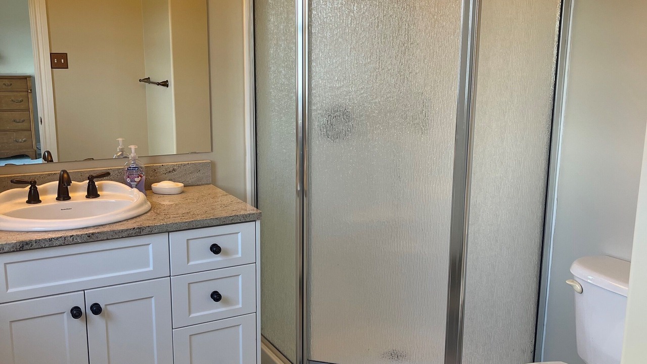 Photo of Bathroom in Lansdowne
