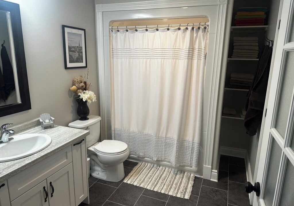 Photo of Bathroom in Springbrook