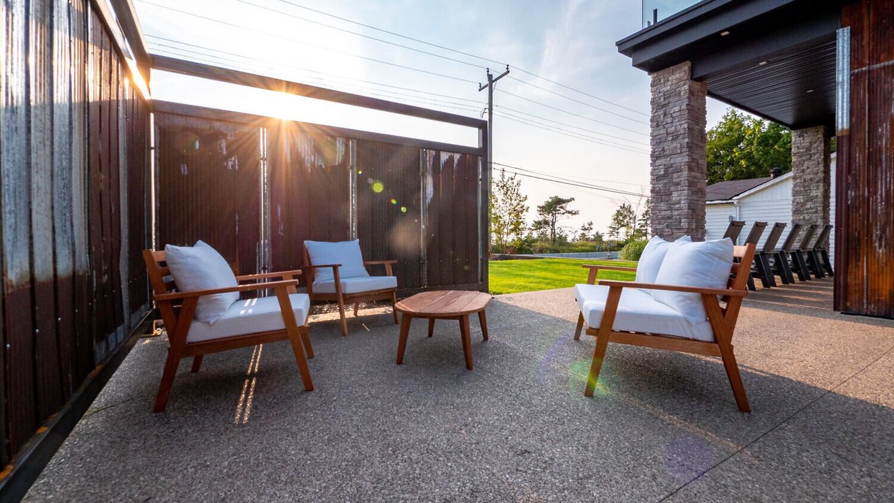 Photo of Patio Balcony in Sauble Beach