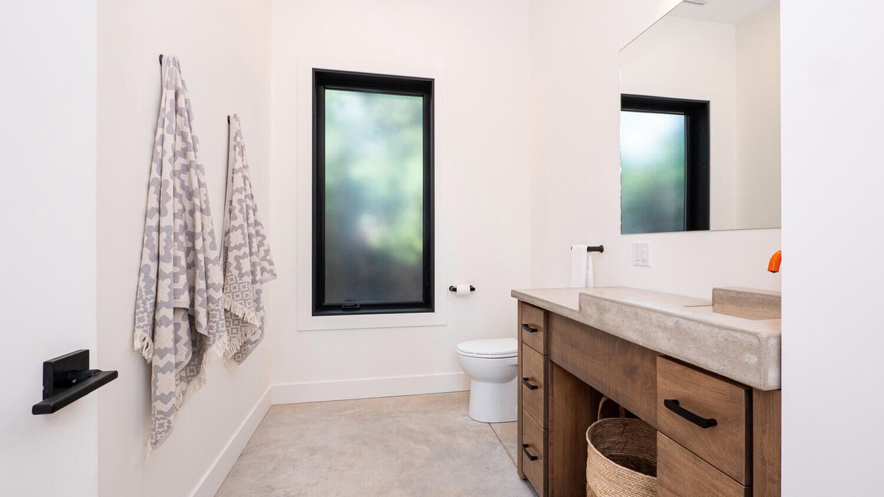 Photo of Bathroom in Sauble Beach