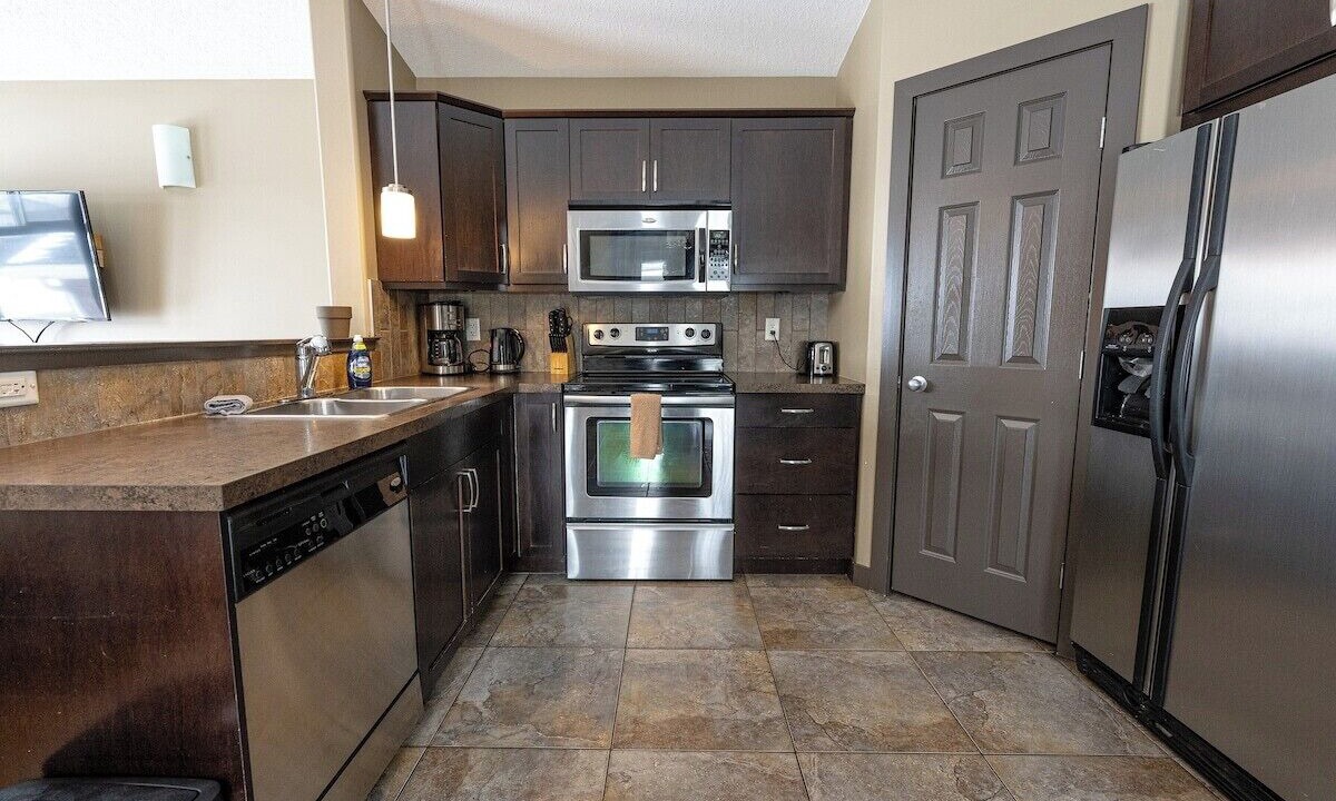 Photo of Kitchen in Grande Prairie