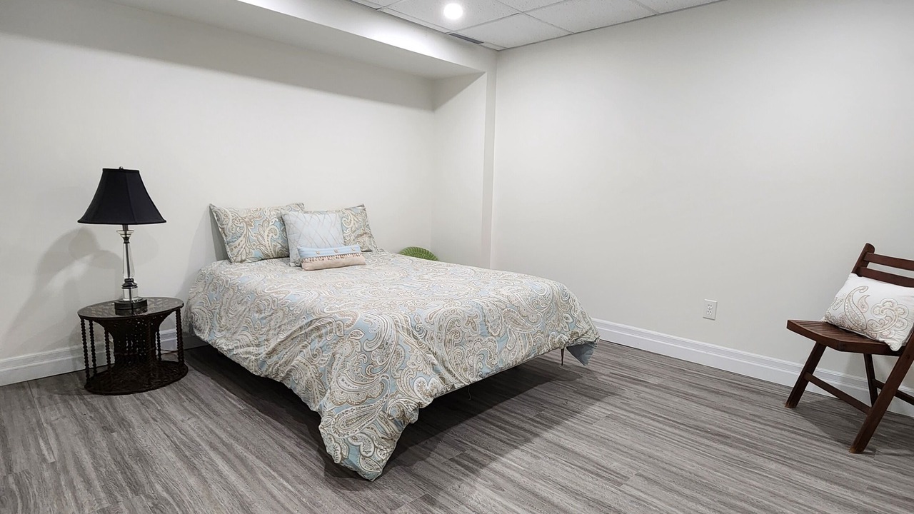 Photo of Bedroom in Cumberland Beach