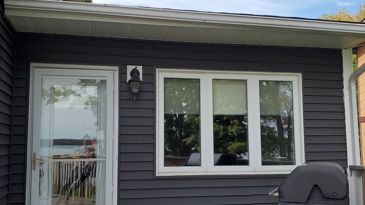 Photo of Patio Balcony in Cumberland Beach