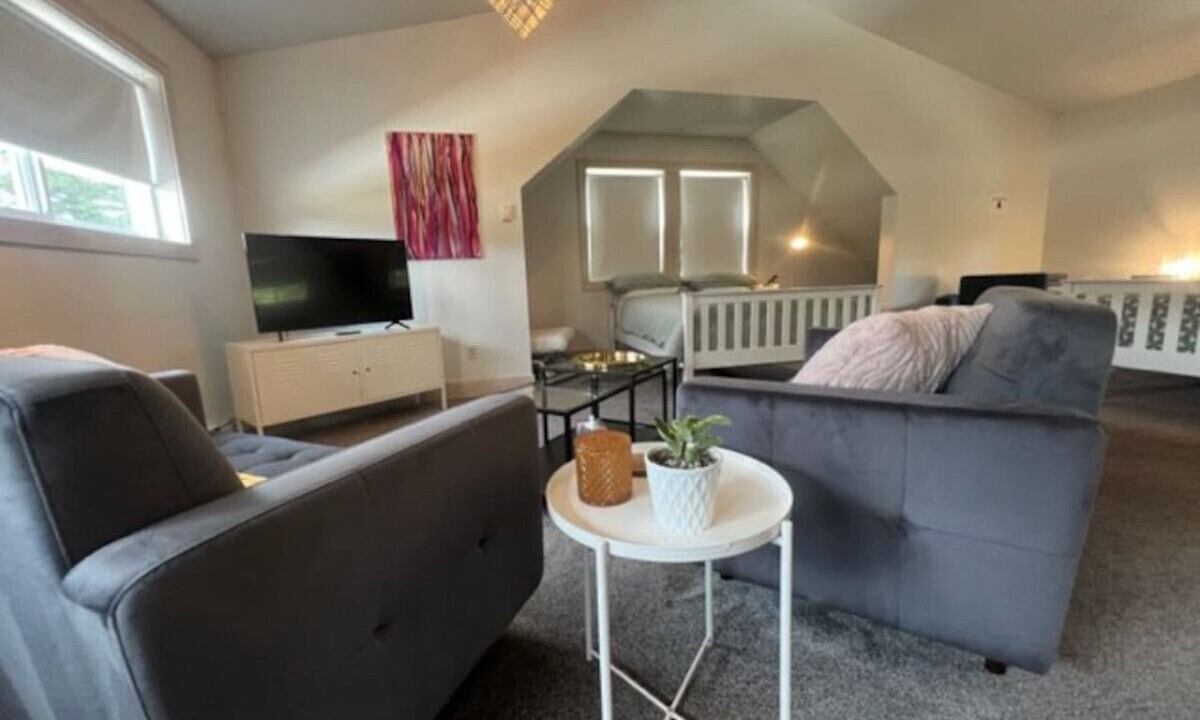 Photo of Livingroom in Clearwater