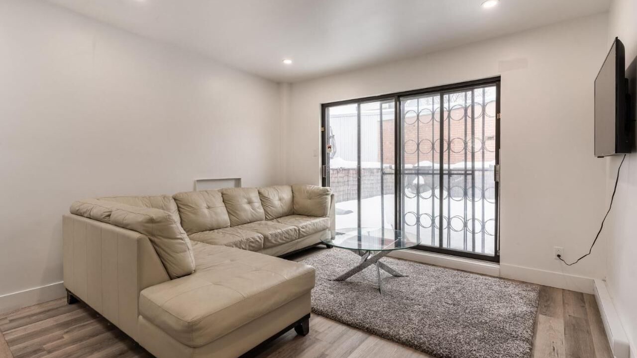 Photo of Livingroom in Gay Village