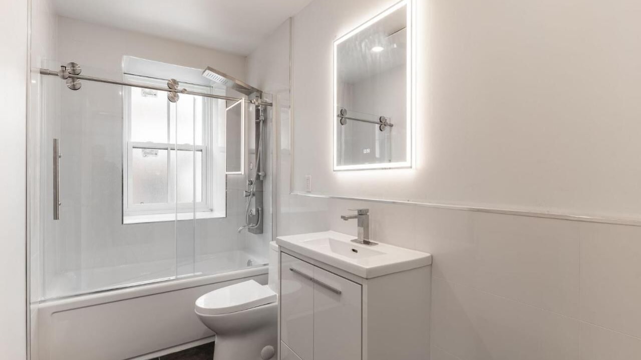 Photo of Bathroom in Gay Village