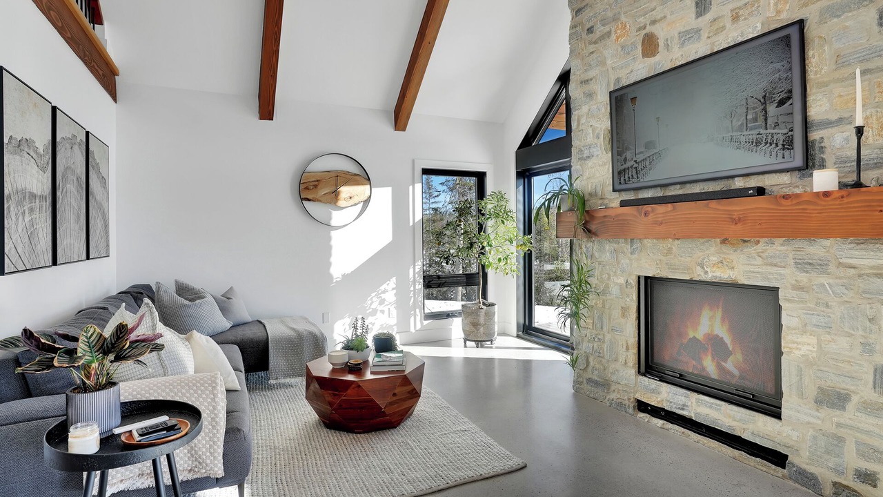 Photo of Livingroom in Lac-du-Cerf