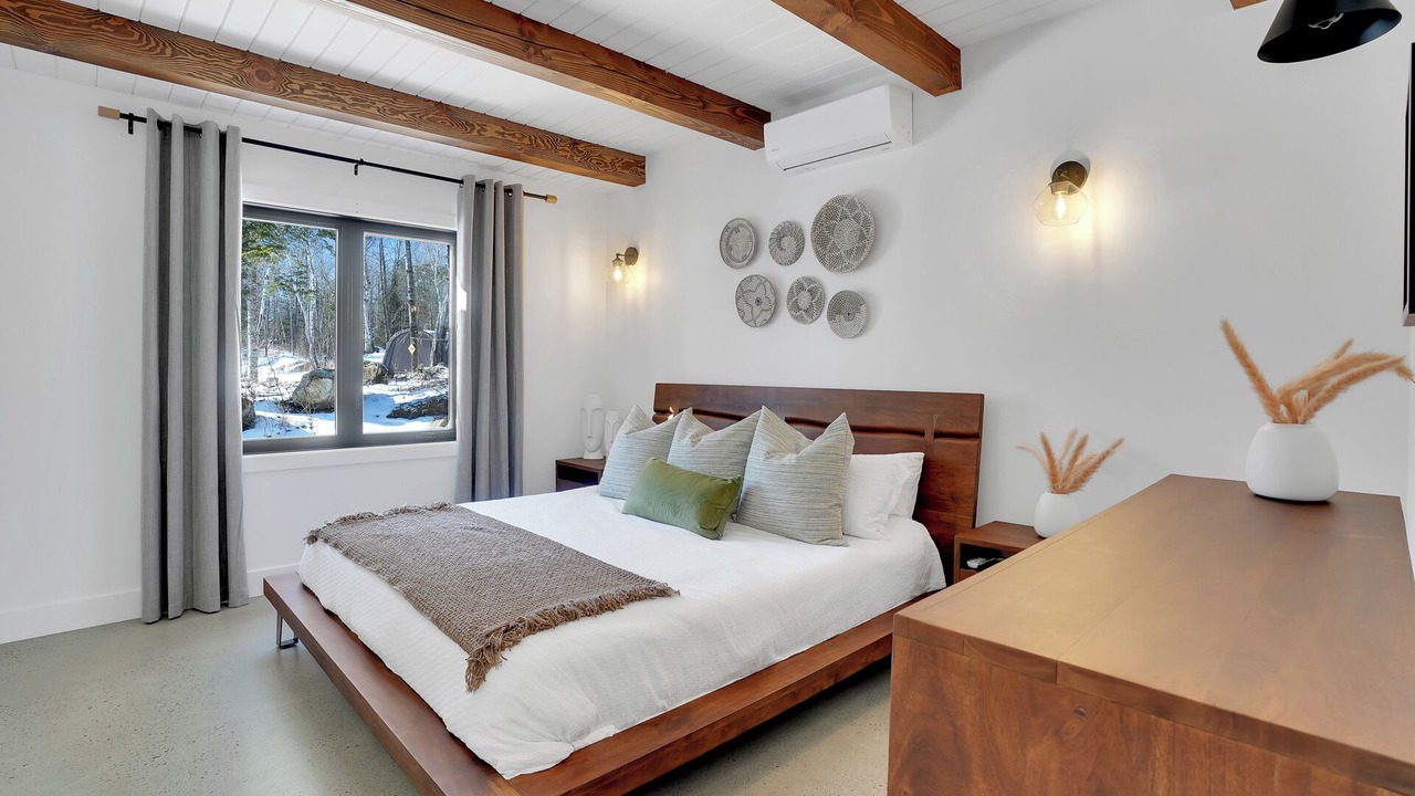 Photo of Bedroom in Lac-du-Cerf