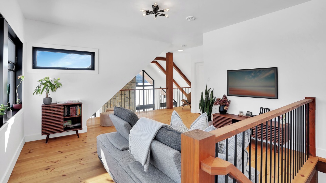Photo of Livingroom in Lac-du-Cerf