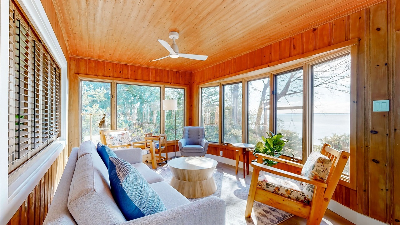 Photo of Livingroom in Innisfil
