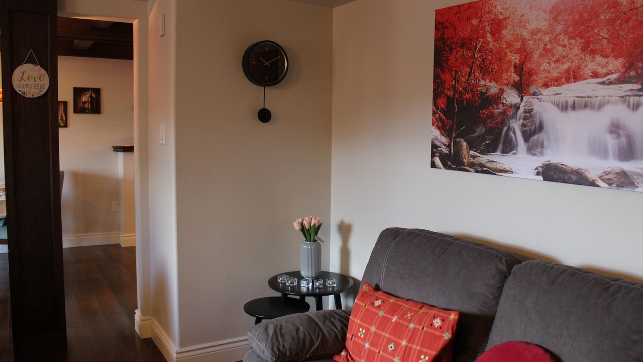 Photo of Livingroom in Bedford