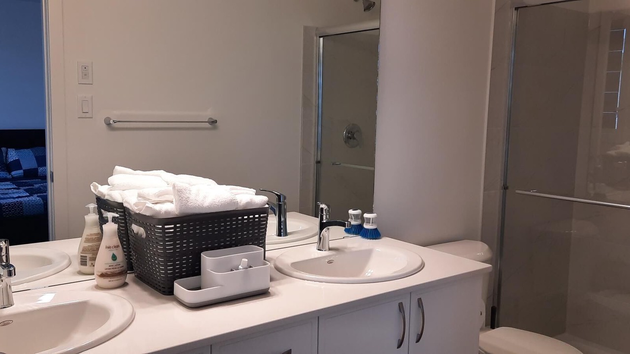 Photo of Bathroom in Fort Saskatchewan