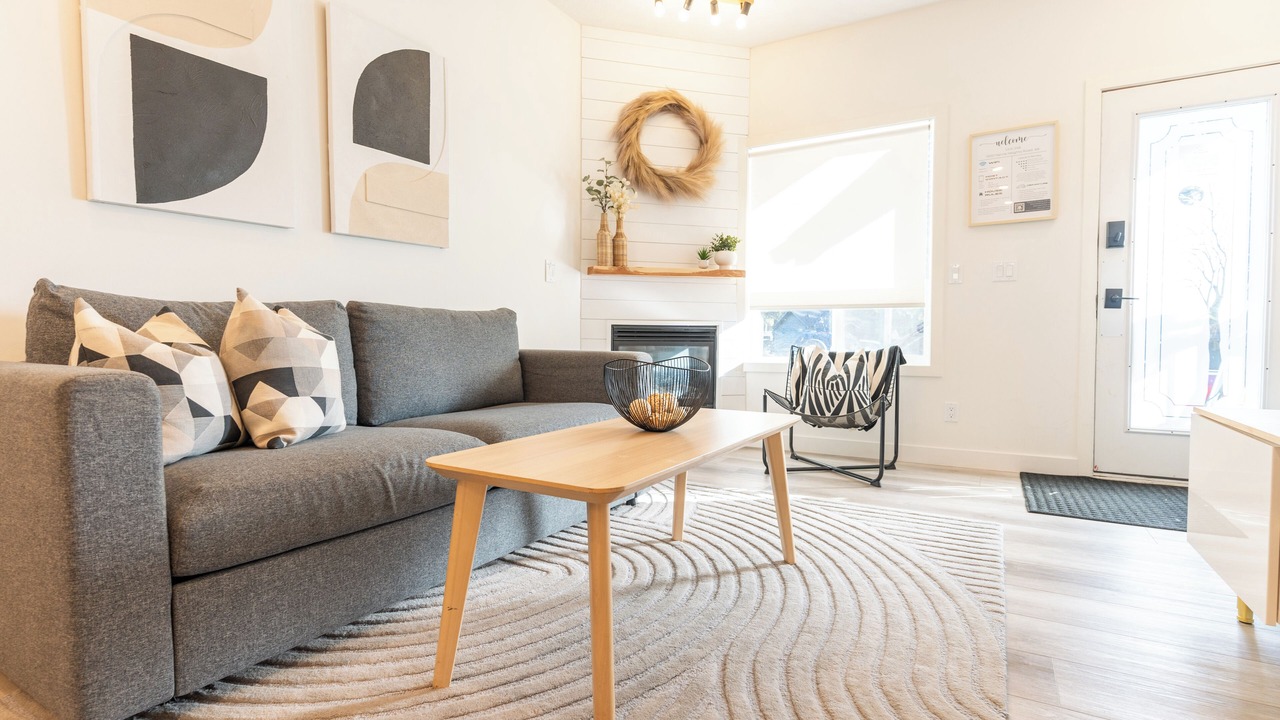 Photo of Livingroom in Harvie Heights