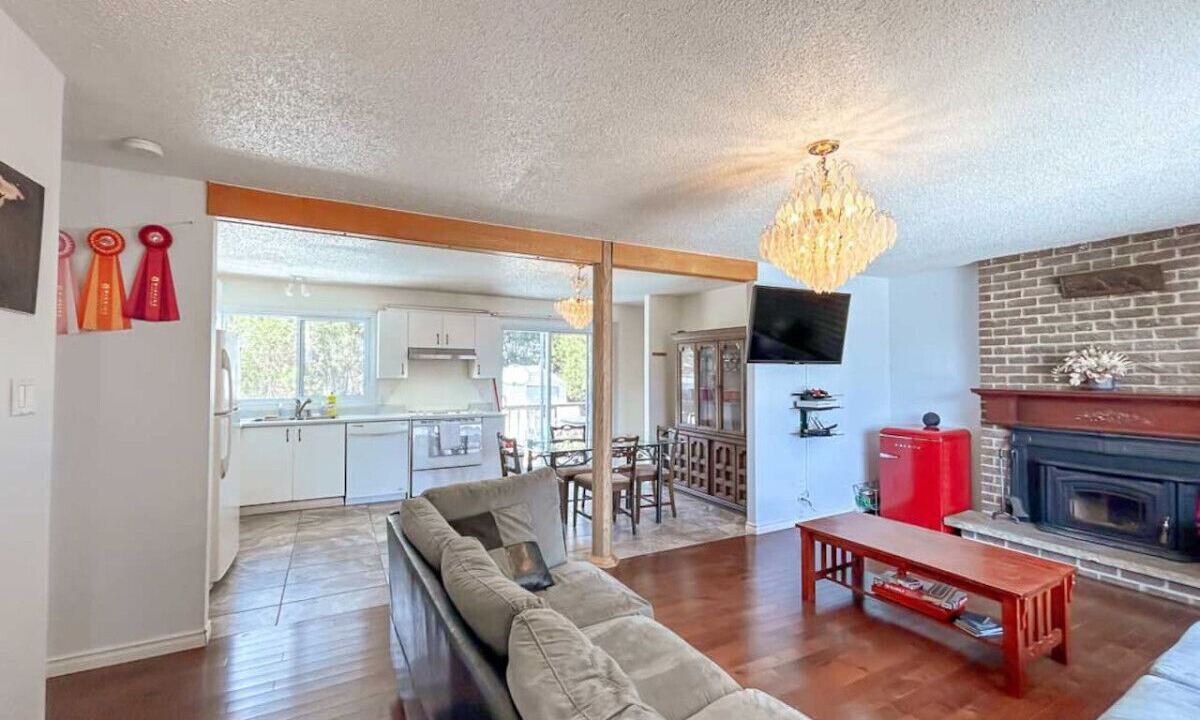 Photo of Livingroom in Downtown Gatineau