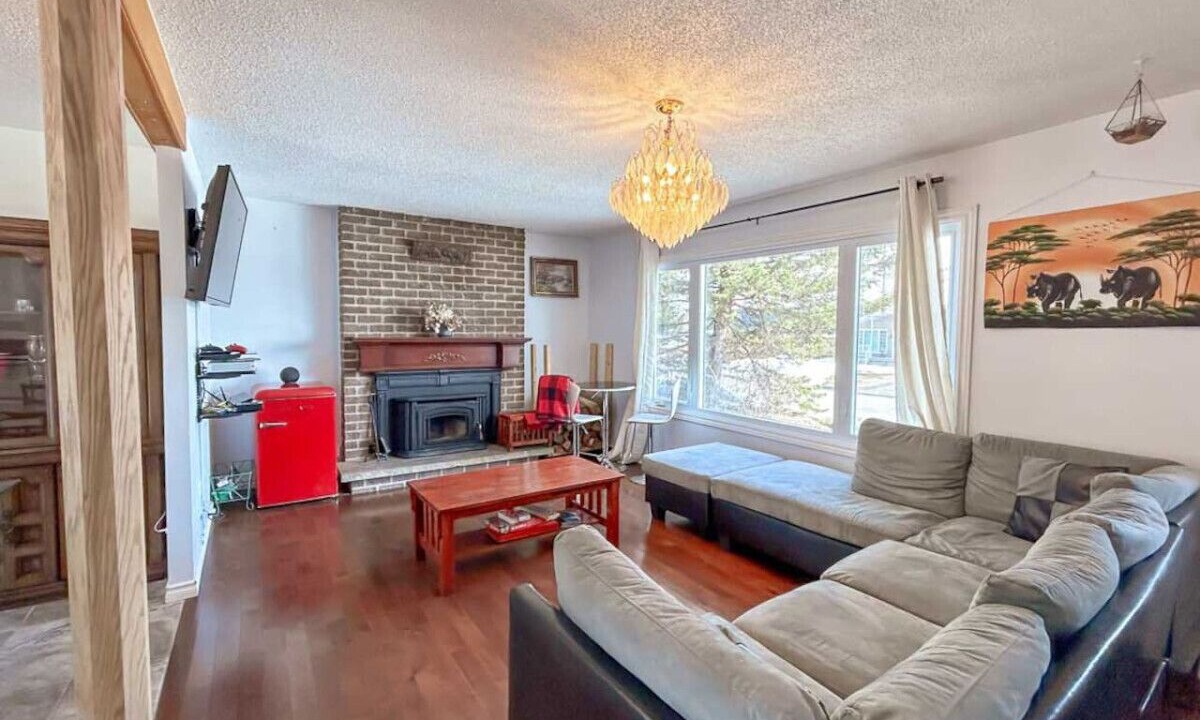 Photo of Livingroom in Downtown Gatineau