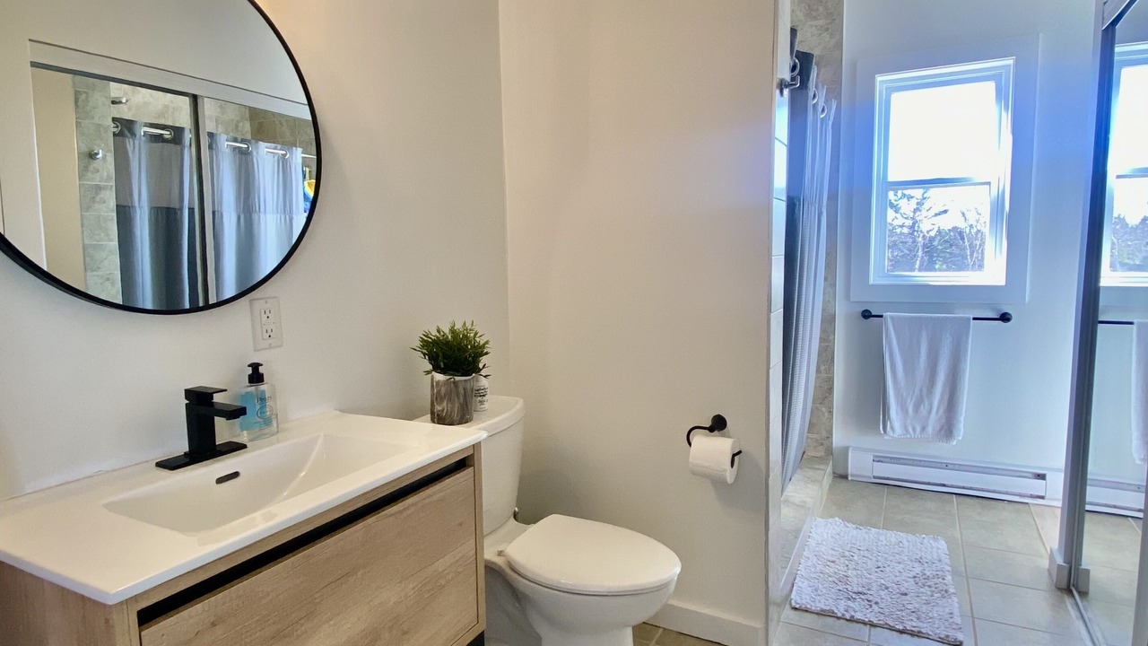Photo of Bathroom in Brackley Beach