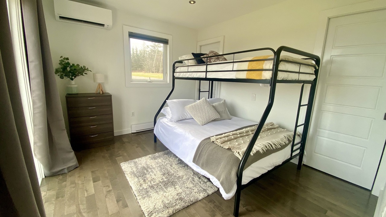 Photo of Bedroom in Brackley Beach