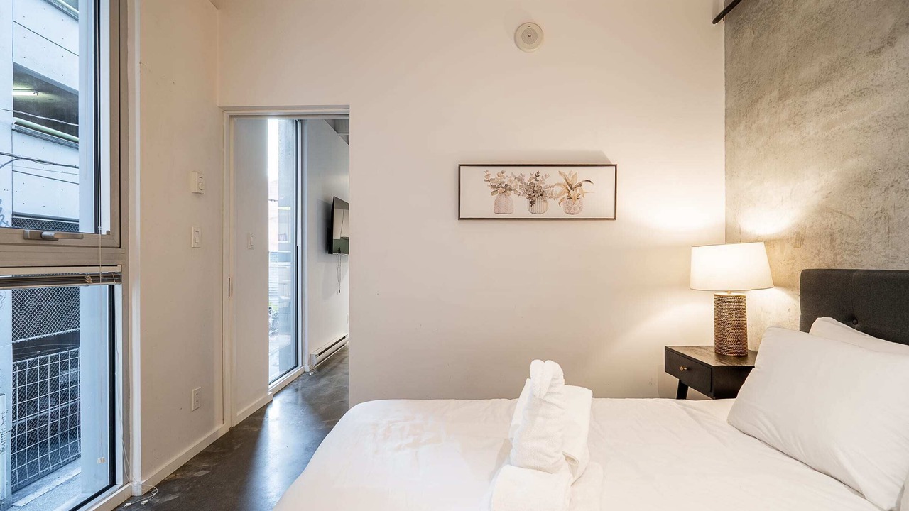 Photo of Bedroom in Chinatown