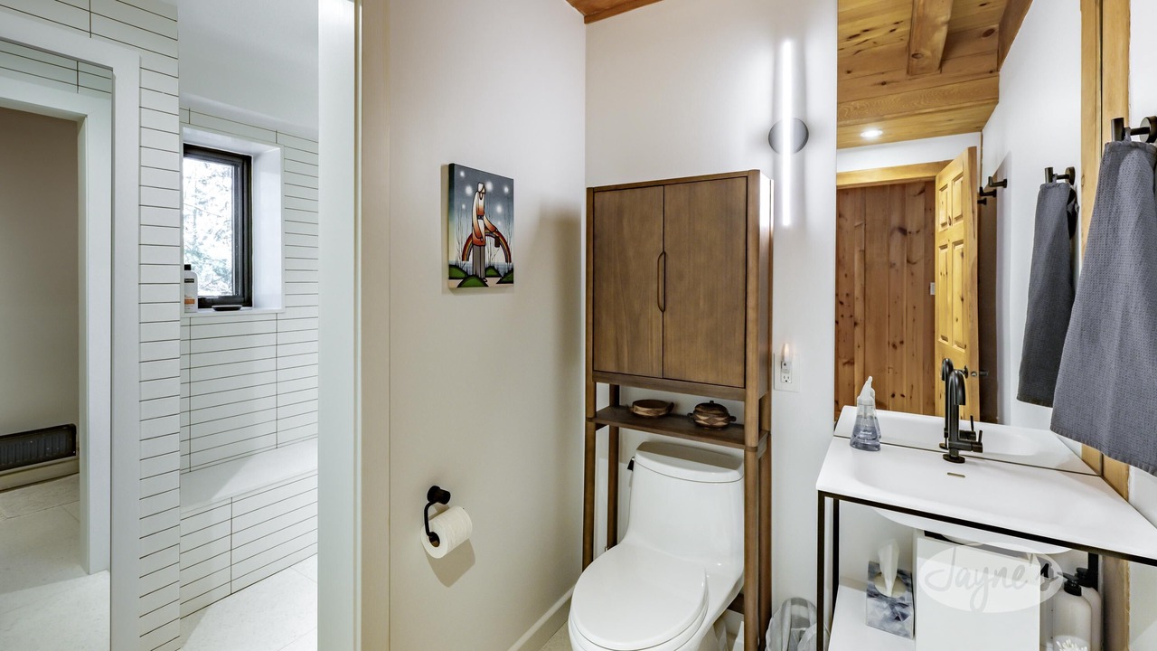 Photo of Bathroom in Minett
