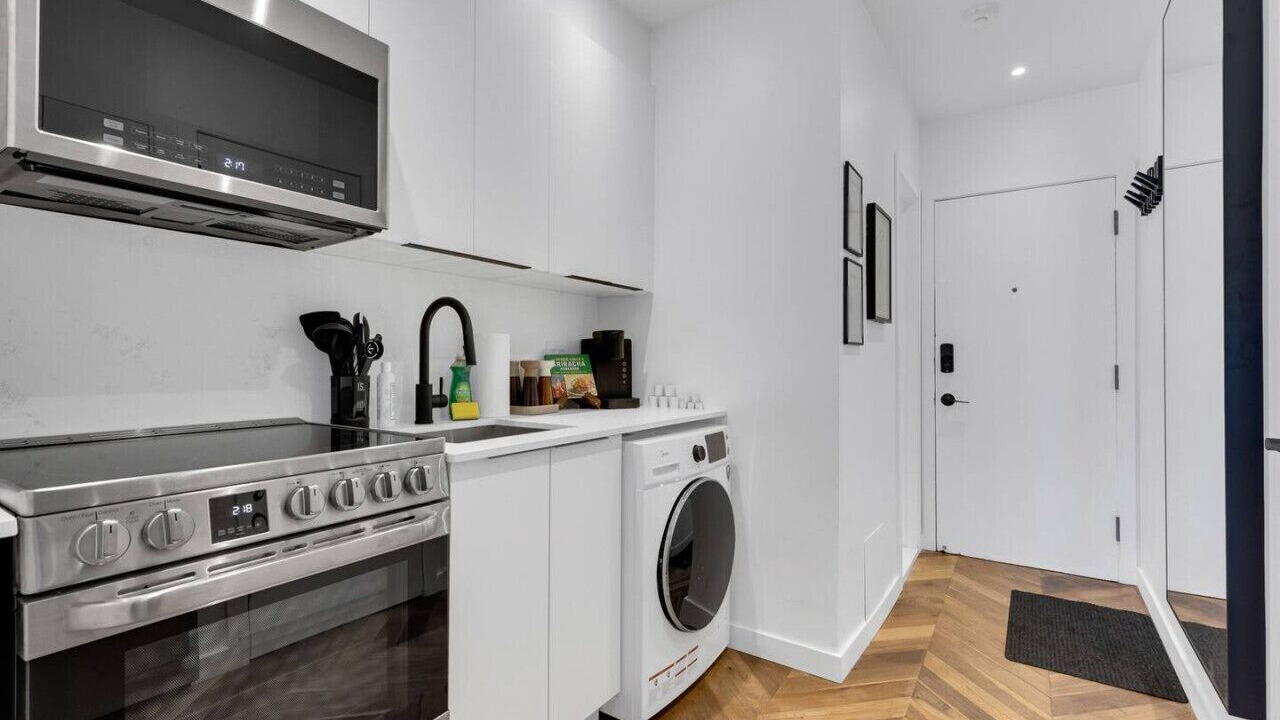 Photo of Kitchen in Downtown Montreal