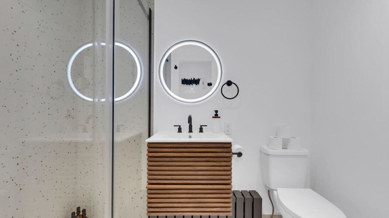 Photo of Bathroom in Downtown Montreal