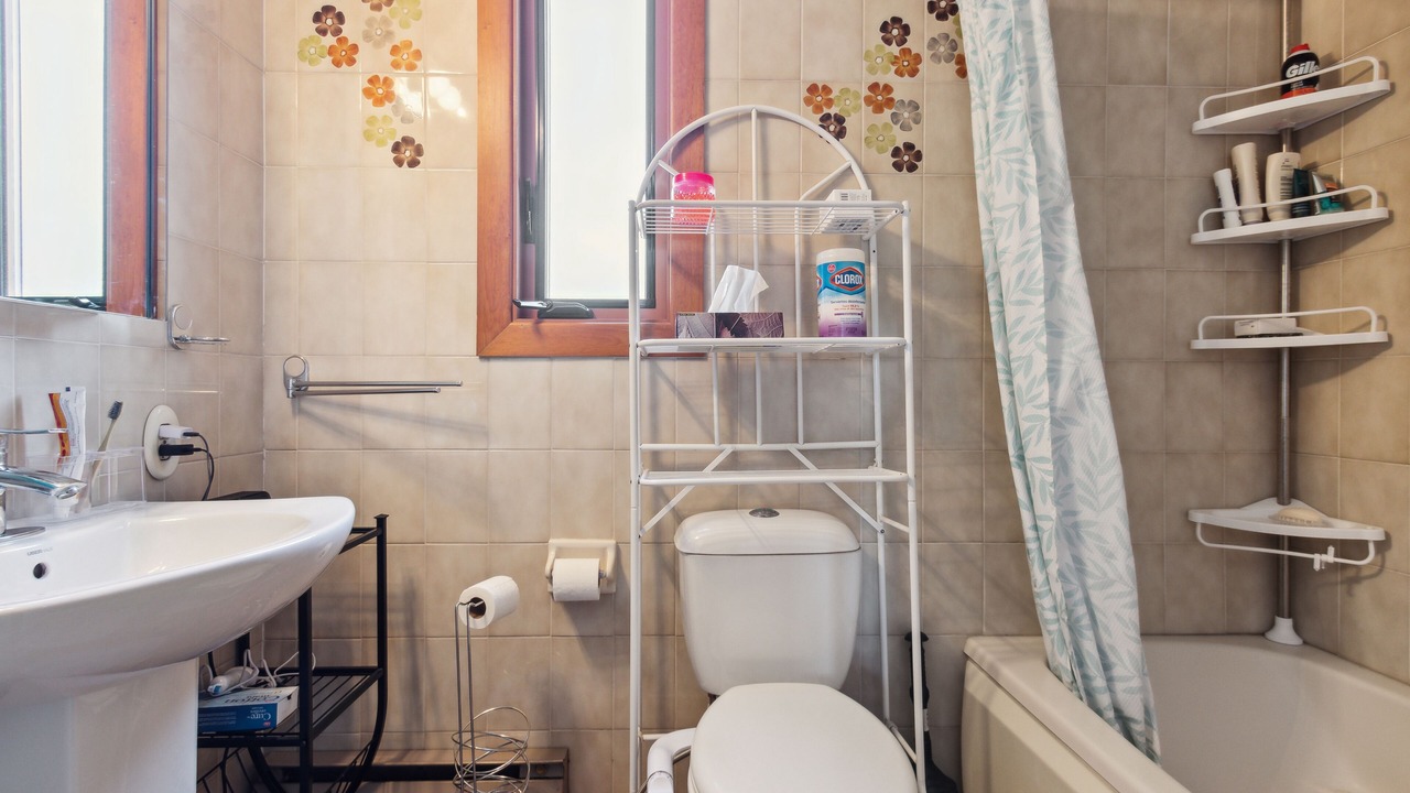 Photo of Bathroom in Cote-Saint-Paul