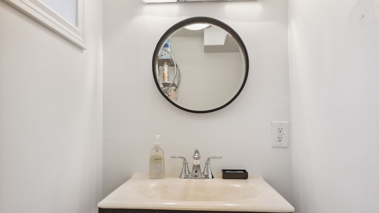 Photo of Bathroom in Cote-Saint-Paul