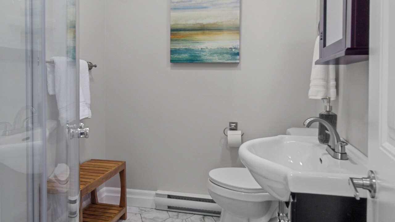 Photo of Bathroom in Quidi Vidi