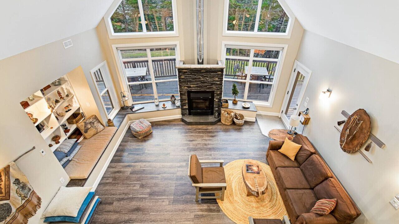 Photo of Livingroom in Goshen