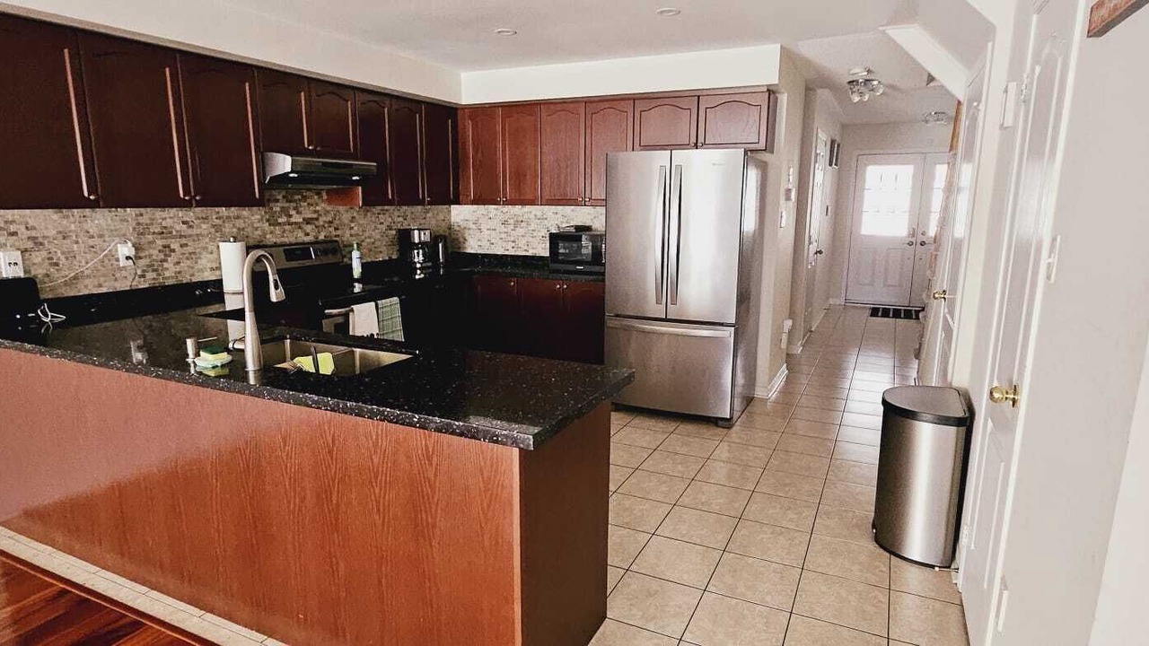 Photo of Kitchen in Hurontario
