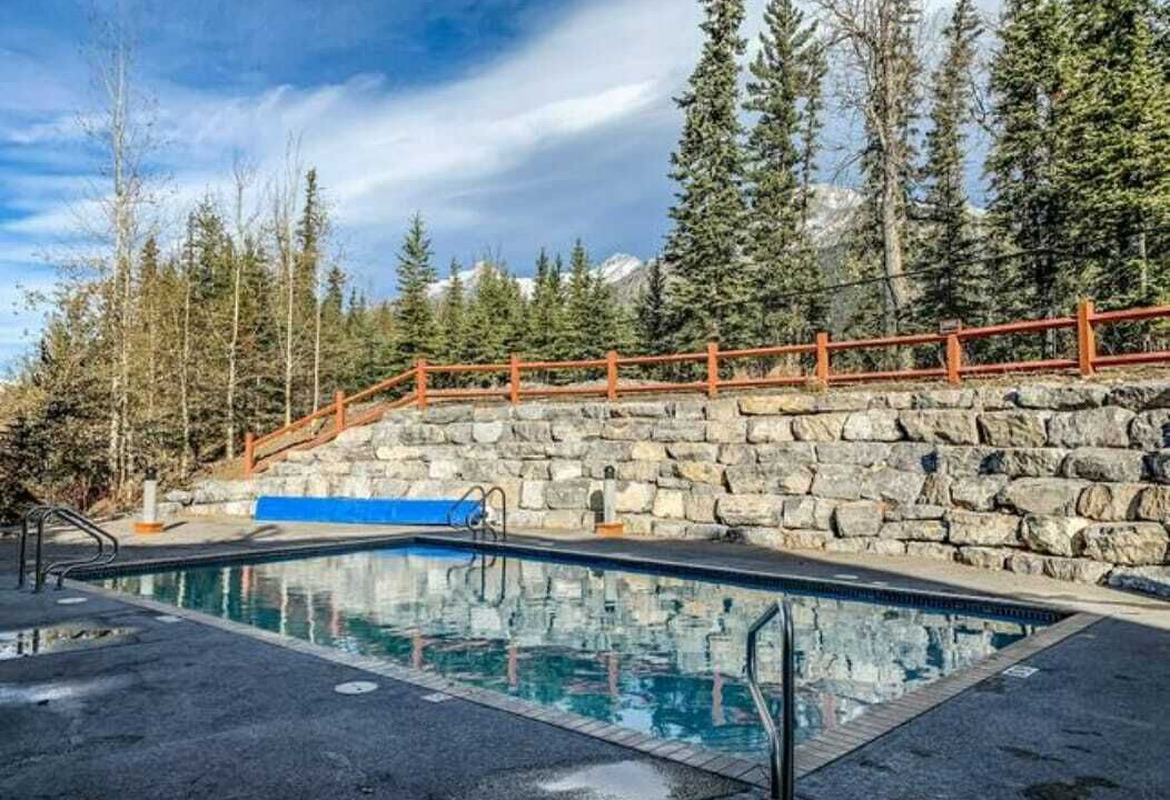 Photo of Outdoor in Cougar Creek