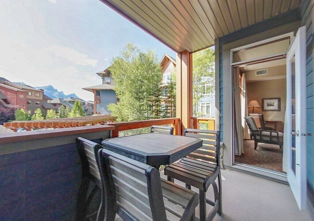 Photo of Outdoor in Cougar Creek