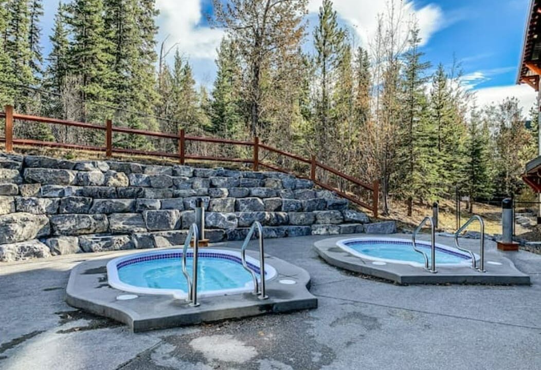 Photo of Outdoor in Cougar Creek