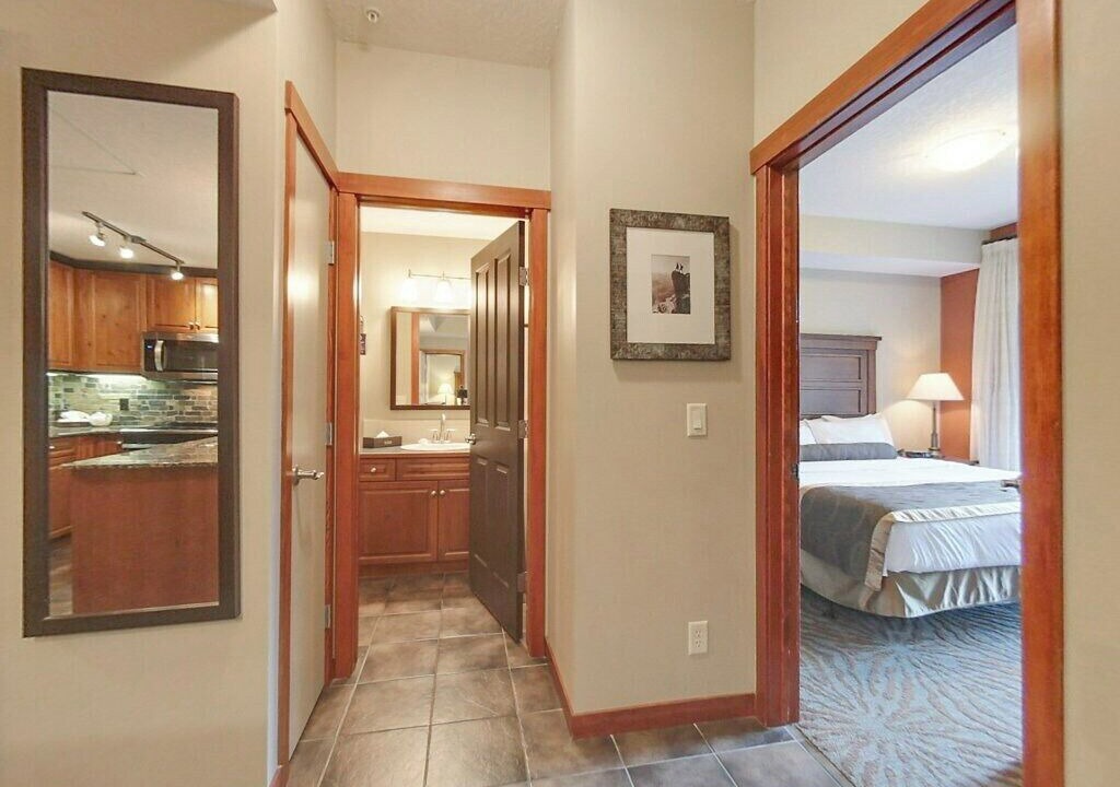 Photo of Bedroom in Cougar Creek