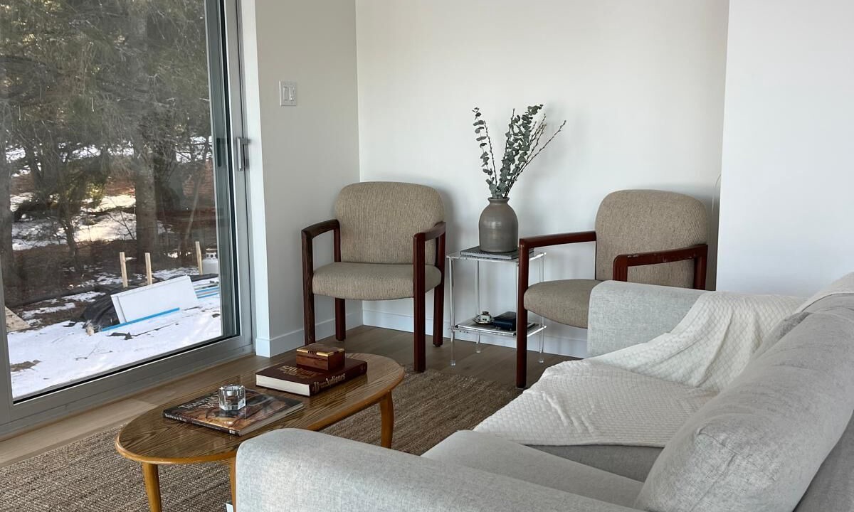Photo of Livingroom in Eastman