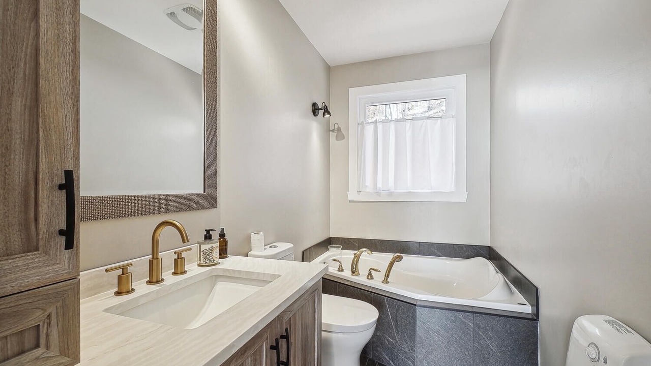 Photo of Bathroom in Saint-Sauveur